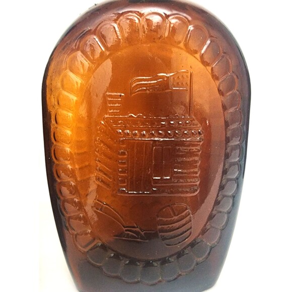 Set of 4 1776 Bicentennial Log Cabin Maple Syrup Amber Glass Bottles Vintage - Picture 8 of 16